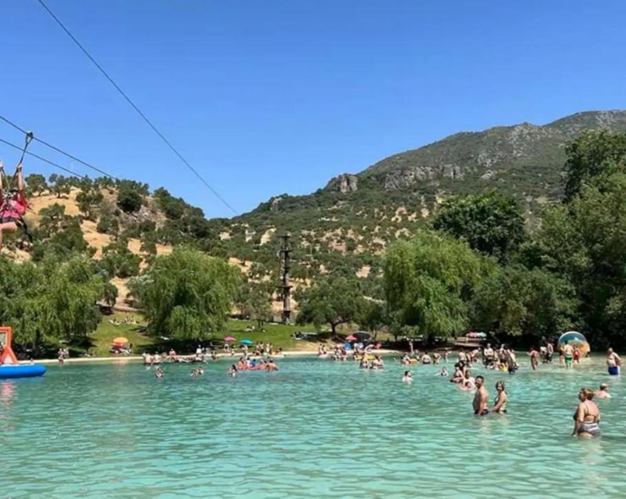 زاهارا دي لا سييرا Casa Rural Candelas المظهر الخارجي الصورة