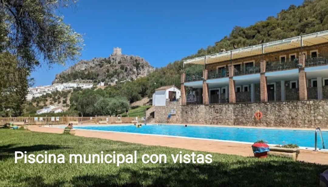 زاهارا دي لا سييرا Casa Rural Candelas المظهر الخارجي الصورة