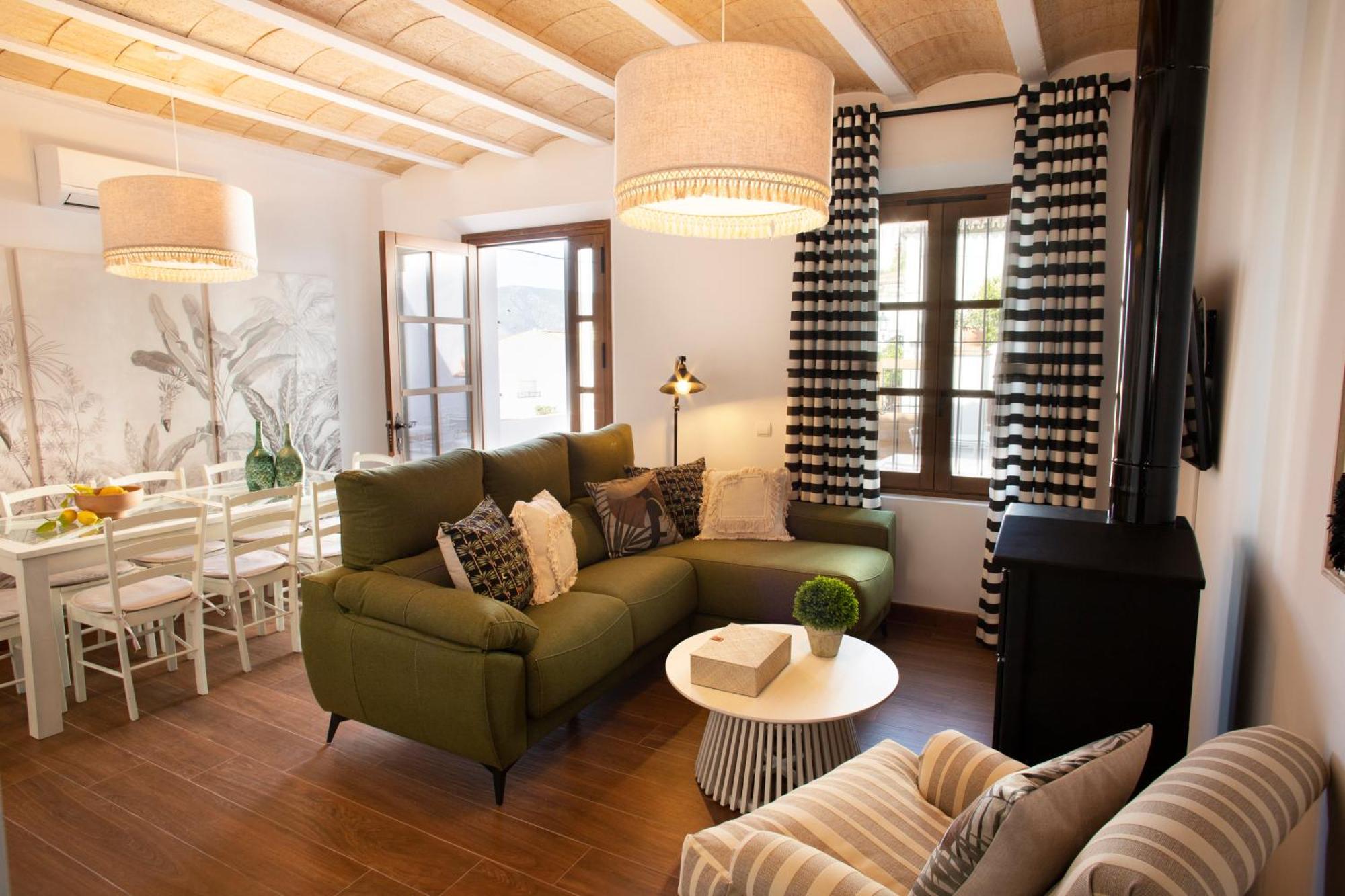 زاهارا دي لا سييرا Casa Rural Candelas المظهر الخارجي الصورة